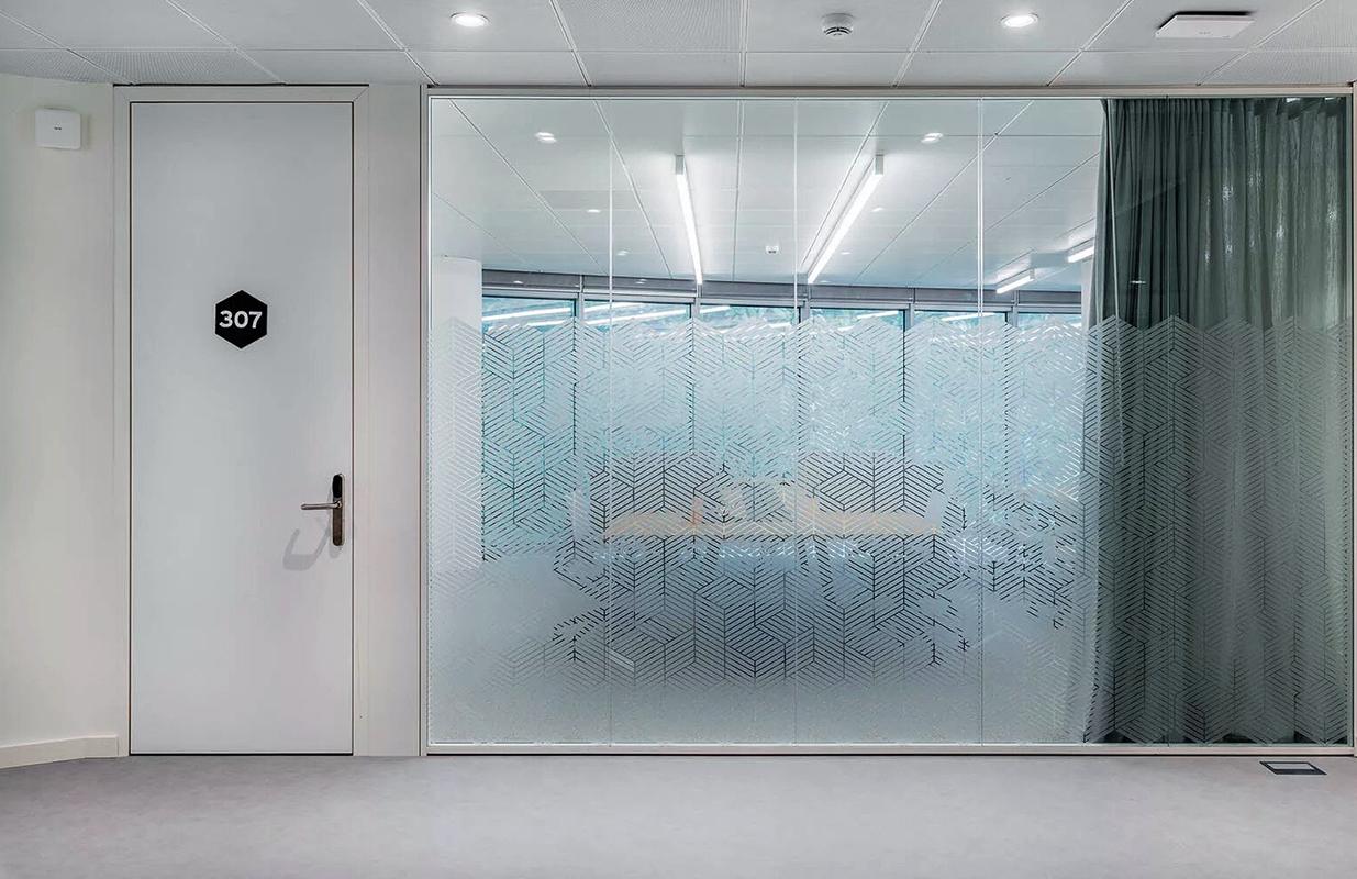 Salto smart access Regus - Spaces (IWG) 